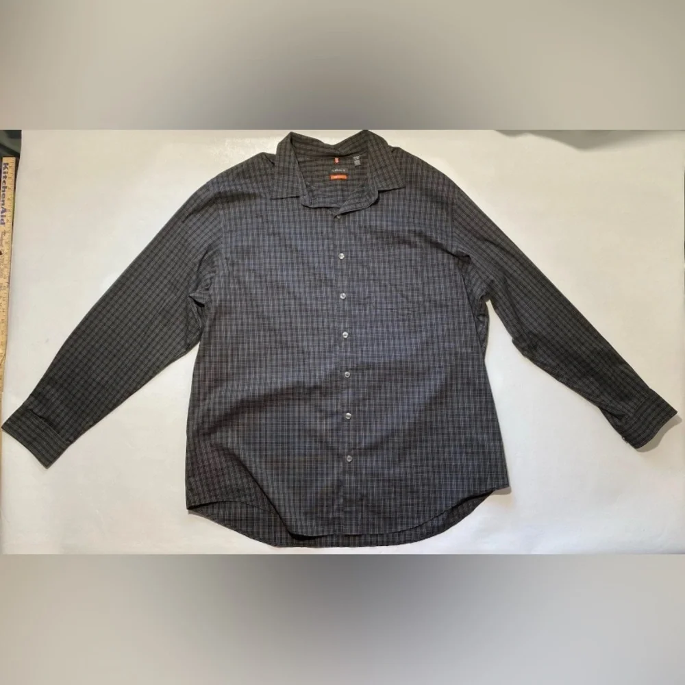 GOOD-Size 2XLT 19 -19 1/2 Mens Van Heusen Traveler Dress Shirt Black Flannel - Picture 1 of 6